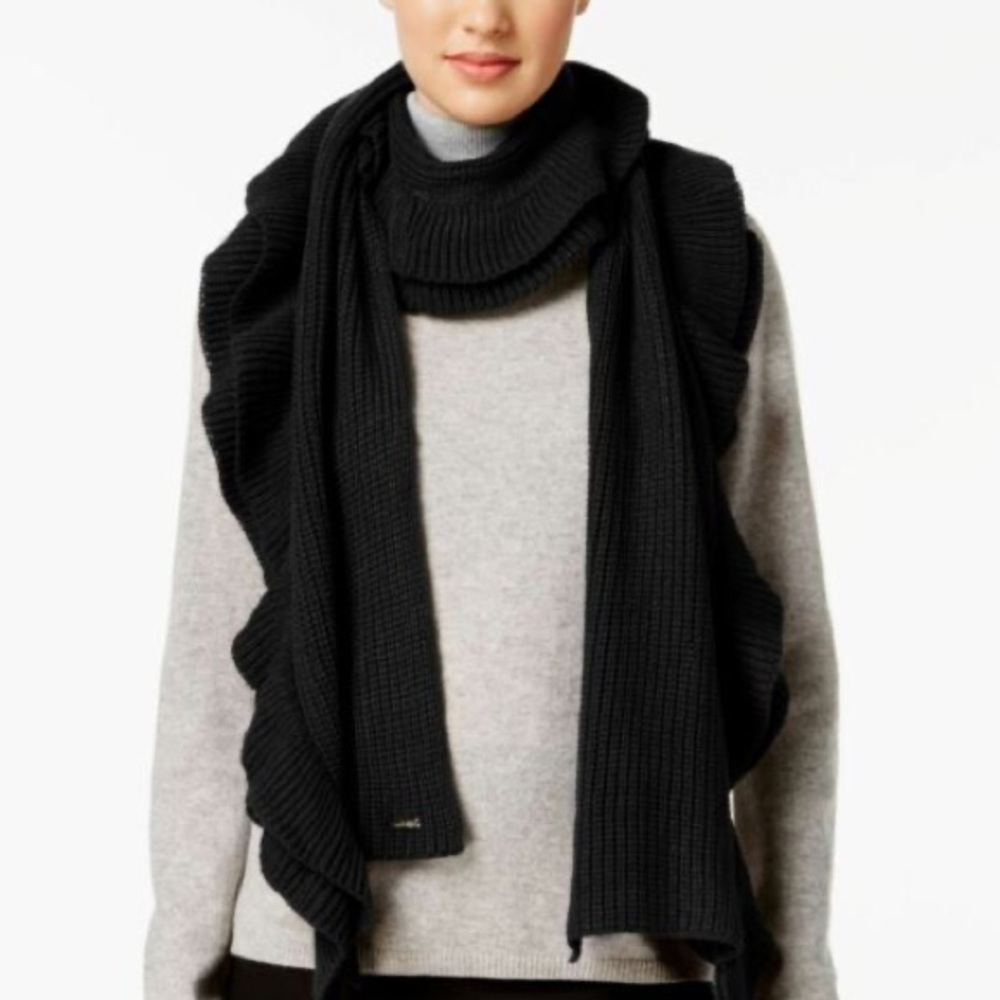 Calvin Klein Scarf - Picture 1 of 8